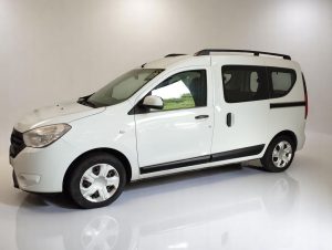 DOKKER COMBI 1.2 TCE 115 LAUREATE