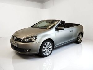 GOLF CAB 1.6 TDI 105 2P