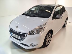 208 1.6 E-HDI 92 STYLE 5P