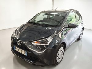 AYGO 1.0 VVT-I X-SHIFT X-PLAY BA 5P